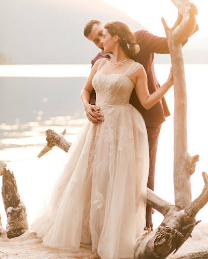 Clothing Alteration Service «Fashion Fittings», reviews and photos, 1375 Regents Blvd #201, Fircrest, WA 98466, USA