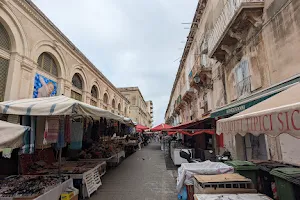 Old market of Ortigia image