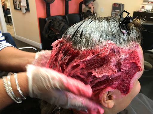 Hair Salon «A. Anderson Hair and Associates», reviews and photos, 615 W Brandon Blvd, Brandon, FL 33511, USA