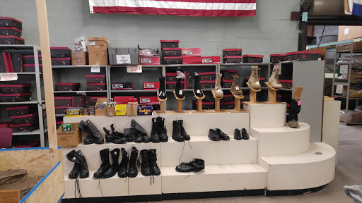 Army & Navy Surplus Shop «Hull Street Outlet Inc», reviews and photos, 3820 Jefferson Davis Hwy, Richmond, VA 23234, USA