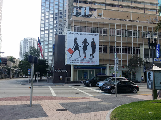 Clothing Store «Ross Dress for Less», reviews and photos, 100 S Biscayne Blvd, Miami, FL 33131, USA