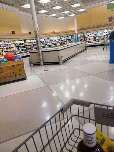 Grocery Store «Giant Food Stores», reviews and photos, 4855 West Chester Pike, Newtown Square, PA 19073, USA