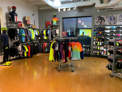 Bicycle Store «Trek Bicycle Store Cincinnati», reviews and photos, 9695 Kenwood Rd, Cincinnati, OH 45242, USA
