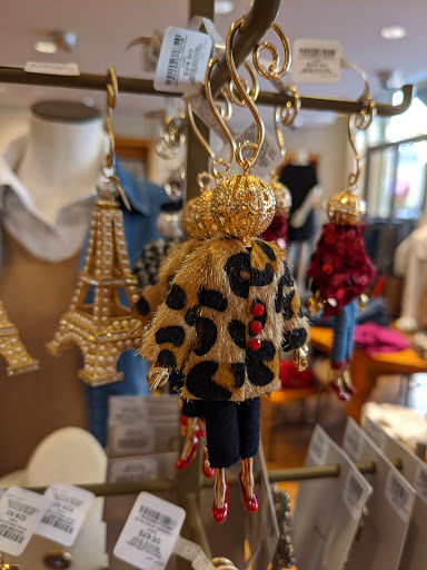 Shopping Mall «Promenade On The Peninsula», reviews and photos, 550 Deep Valley Dr, Rolling Hills Estates, CA 90274, USA