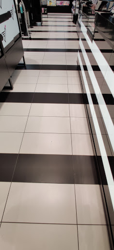 Cosmetics Store «SEPHORA», reviews and photos, 721 Collins Ave, Miami Beach, FL 33139, USA