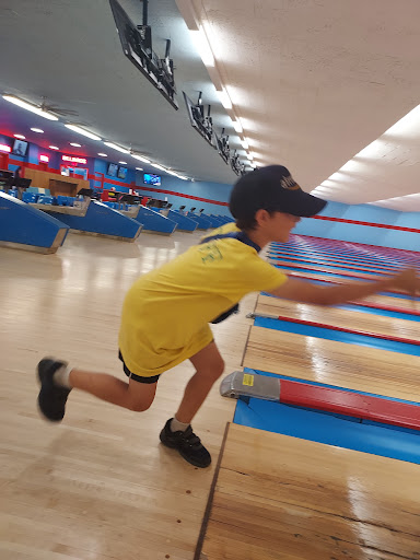 Bowling Alley «Bertrand Bowling Lanes Inc», reviews and photos, 2616 Washington St, Waukegan, IL 60085, USA