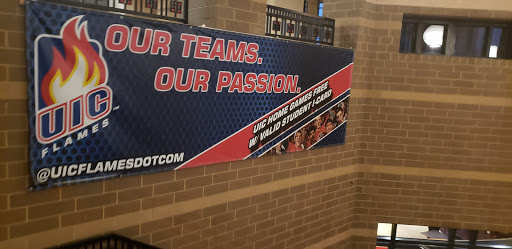 Public University «University of Illinois at Chicago», reviews and photos