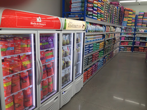 Pet Supply Store «Chow Hound Pet Supplies», reviews and photos, 5811 Byron Center Ave SW, Wyoming, MI 49519, USA