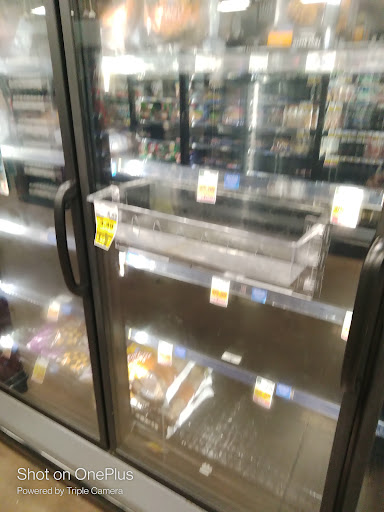 Shopping Mall «Poplar Plaza Shopping Center», reviews and photos, 3440 Poplar Ave, Memphis, TN 38111, USA