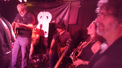 Bar «The Nutty Irishman of Farmingdale», reviews and photos, 323 Main St, Farmingdale, NY 11735, USA