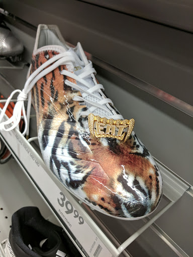 Sporting Goods Store «Academy Sports + Outdoors Cypress», reviews and photos, 28616 US-290 Frontage, Cypress, TX 77433, USA