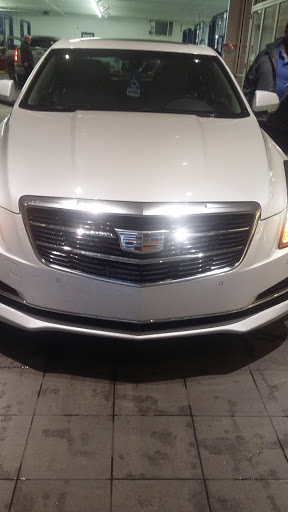 Cadillac Dealer «Crestmont Cadillac», reviews and photos, 26000 Chagrin Blvd, Beachwood, OH 44122, USA