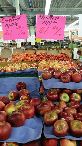 Produce Market «Golden Farm Market», reviews and photos, 6902 U.S. 9, Howell, NJ 07731, USA