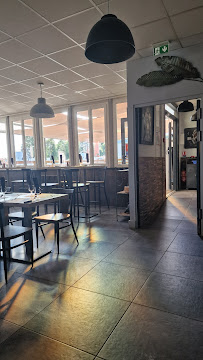 Atmosphère du Restaurant CHEZ ROMU à Arpajon-sur-Cère - n°5