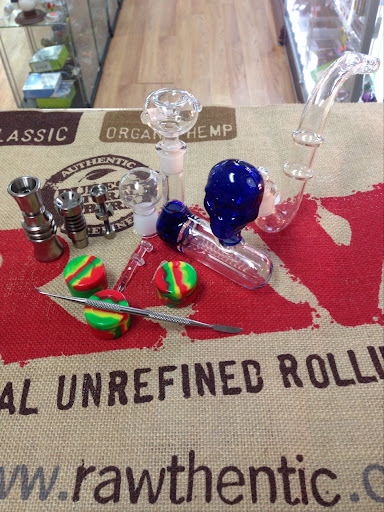 Tobacco Shop «Smoke Shop», reviews and photos, 8505 4th Ave, Brooklyn, NY 11209, USA