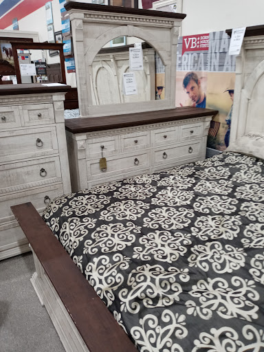 Furniture Store «American Furniture Warehouse», reviews and photos, 3900 W Gate City Blvd, Greensboro, NC 27407, USA