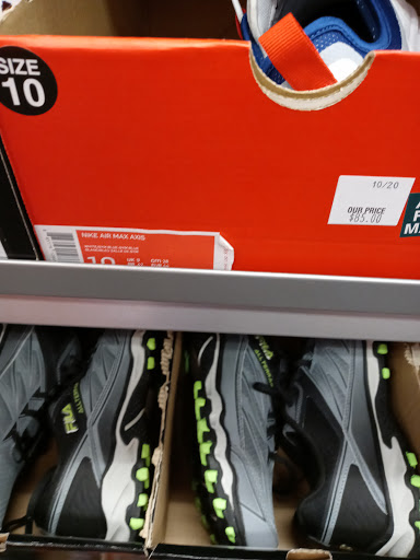 Shoe Store «Shoe Carnival», reviews and photos, 2350 S Parker Rd, Denver, CO 80231, USA