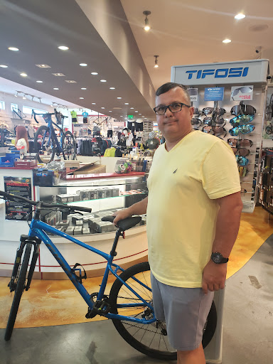 Bicycle Store «Cycle World Miami», reviews and photos, 8476 SW 40th St, Miami, FL 33155, USA