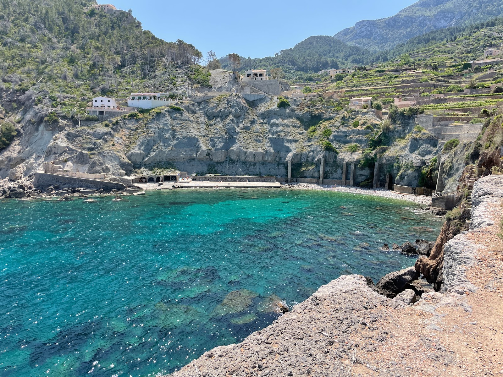 Photo de Cala Banyalbufar avec petite baie