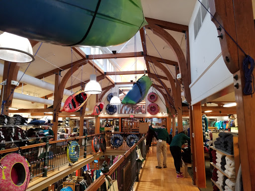  «L.L. Bean», reviews and photos, 8 Glen Rd, West Lebanon, NH 03784, USA