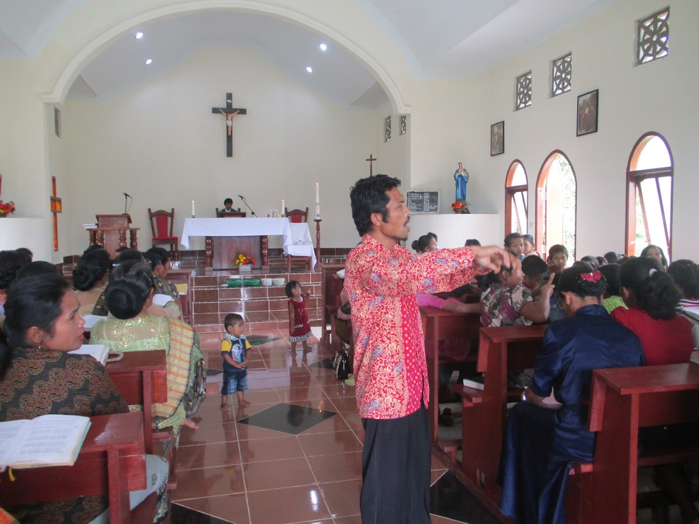 Gambar Gereja Katholik Huta Ginjang