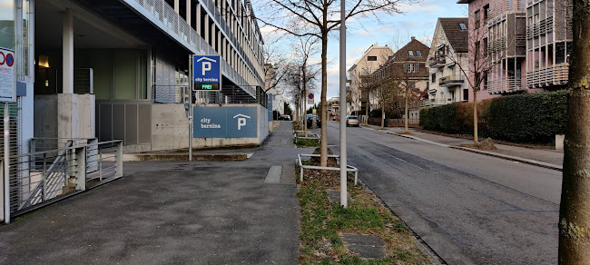 Rezensionen über City Bernina parking in Zürich - Parkhaus