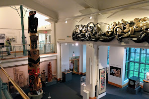 Bill Reid Gallery of Northwest Coast Art