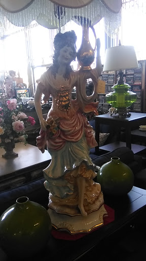 Thrift Store «Thrift Store OkiDoki Home Treasures», reviews and photos, 1640 E Lincoln Ave, Anaheim, CA 92805, USA