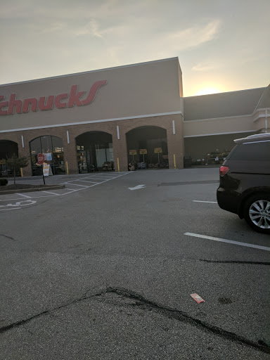 Grocery Store «Schnucks», reviews and photos, 2030 Dorsett Rd, Maryland Heights, MO 63043, USA