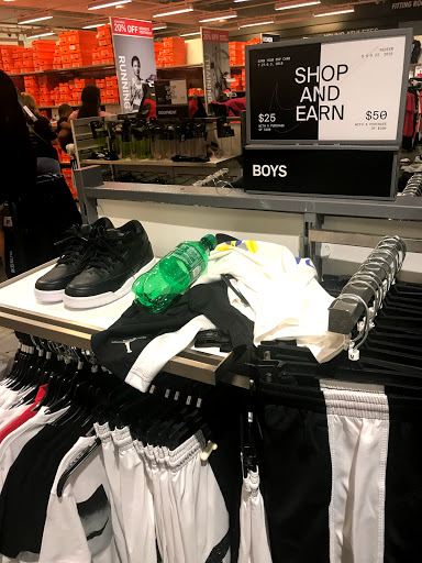 Sporting Goods Store «Nike Factory Store», reviews and photos, 18 West Lightcap Rd #901, Pottstown, PA 19464, USA