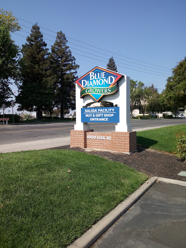Gift Shop «Blue Diamond Nut & Gift Shop», reviews and photos, 4800 Sisk Rd, Modesto, CA 95356, USA