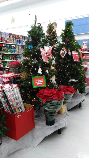 Department Store «Walmart Supercenter», reviews and photos, 275 Walton Dr, Waverly, TN 37185, USA