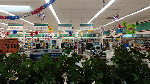 Grocery Store «Food Giant», reviews and photos, 410 E Legion Dr, Princeton, KY 42445, USA