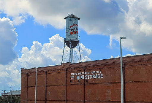 Truck Rental Agency «U-Haul Moving & Storage of West Tampa», reviews and photos, 4406 W Hillsborough Ave, Tampa, FL 33614, USA