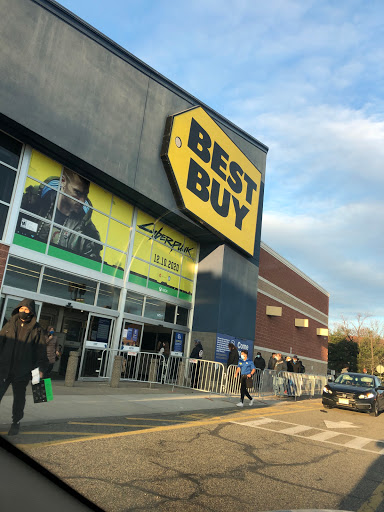 Best Buy, 675 US-1, Iselin, NJ 08830, USA, 
