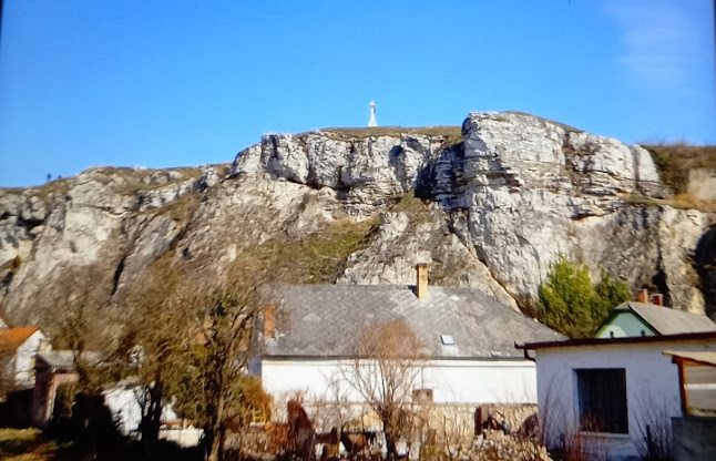 Opinii despre Benedek-hegy în Veszprém - Gyógyfürdő