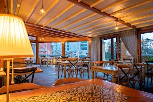 Pizza Place Destino image