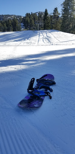 Getboards - Ski & Snowboard Rentals image