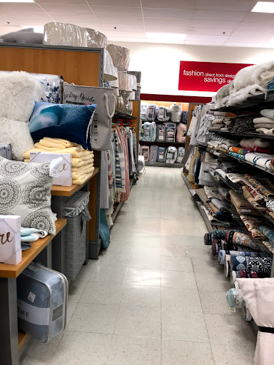 Department Store «T.J. Maxx», reviews and photos, 99 Gateway Dr, Mechanicsburg, PA 17055, USA