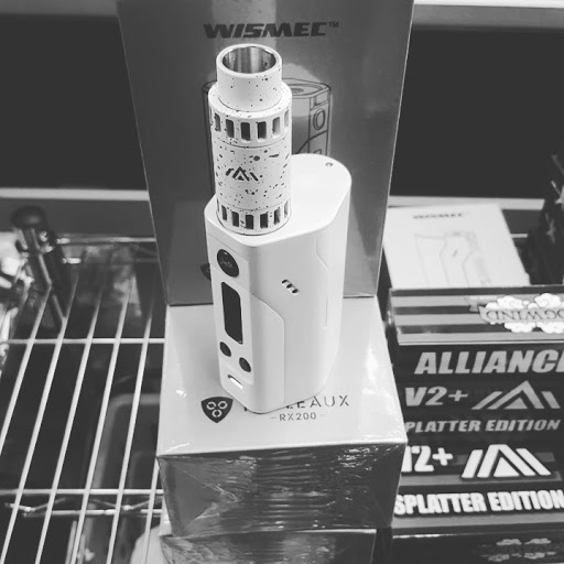 Party Store «Express Tobacco Vapor & Liqour Outlet», reviews and photos, 704 S Lapeer Rd, Lake Orion, MI 48362, USA