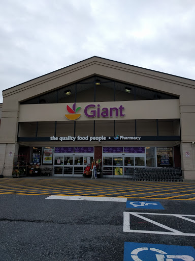 Grocery Store «Giant Food», reviews and photos, 8905 Belair Rd, Nottingham, MD 21236, USA
