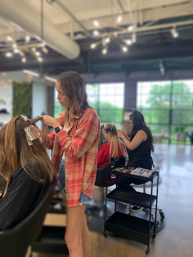 Hair Salon «Blush at Bishop Arts Hair Salon», reviews and photos, 807 Hutchins Rd, Dallas, TX 75203, USA