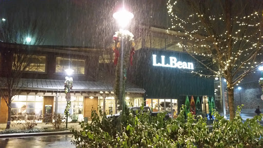 Clothing Store «L.L. Bean», reviews and photos, 1 Ridge Hill Boulevard, Yonkers, NY 10710, USA