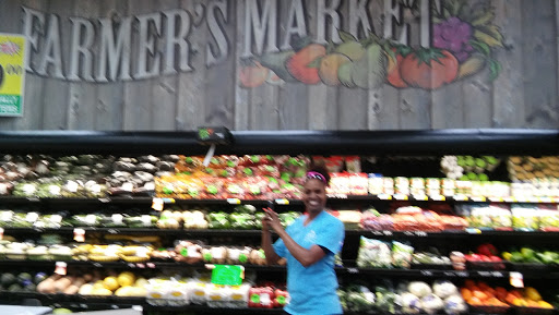 Grocery Store «Piggly Wiggly», reviews and photos, 1010 E 3rd St, Jackson, GA 30233, USA