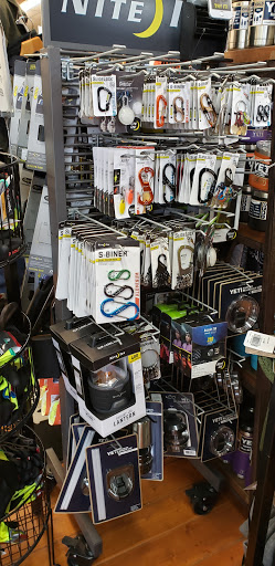 Work Clothes Store «Whistle Workwear», reviews and photos, 15240 Aurora Ave N, Shoreline, WA 98133, USA