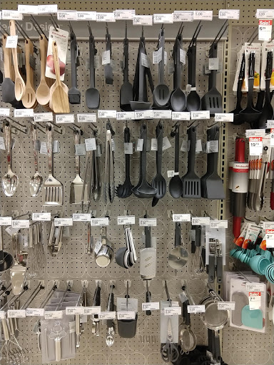 Department Store «Target», reviews and photos, 6100 Shingle Creek Pkwy, Brooklyn Center, MN 55430, USA