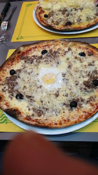 Plats et boissons du Pizzeria Pizza Fénelon à Sarlat-la-Canéda - n°8