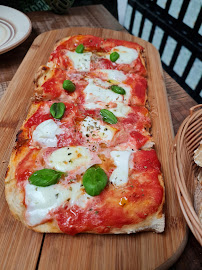 Pizza du Restaurant sicilien Les Amis Des Messina à Paris - n°7