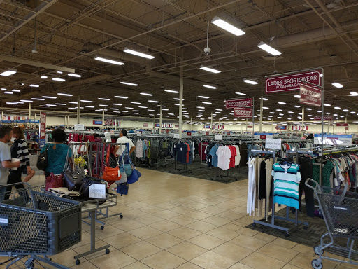 Clothing Store «Burlington Coat Factory», reviews and photos, 8204 S Orange Blossom Trail, Orlando, FL 32809, USA