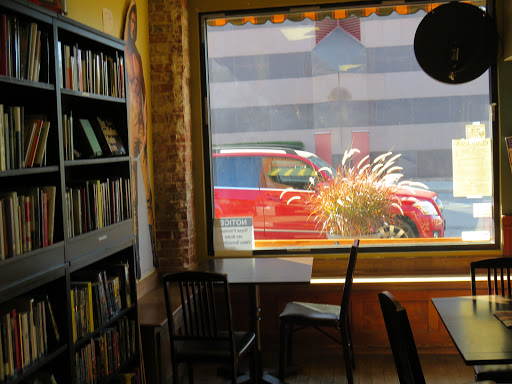Used Book Store «Plain Talk Books & Coffee», reviews and photos, 602 E Grand Ave, Des Moines, IA 50309, USA